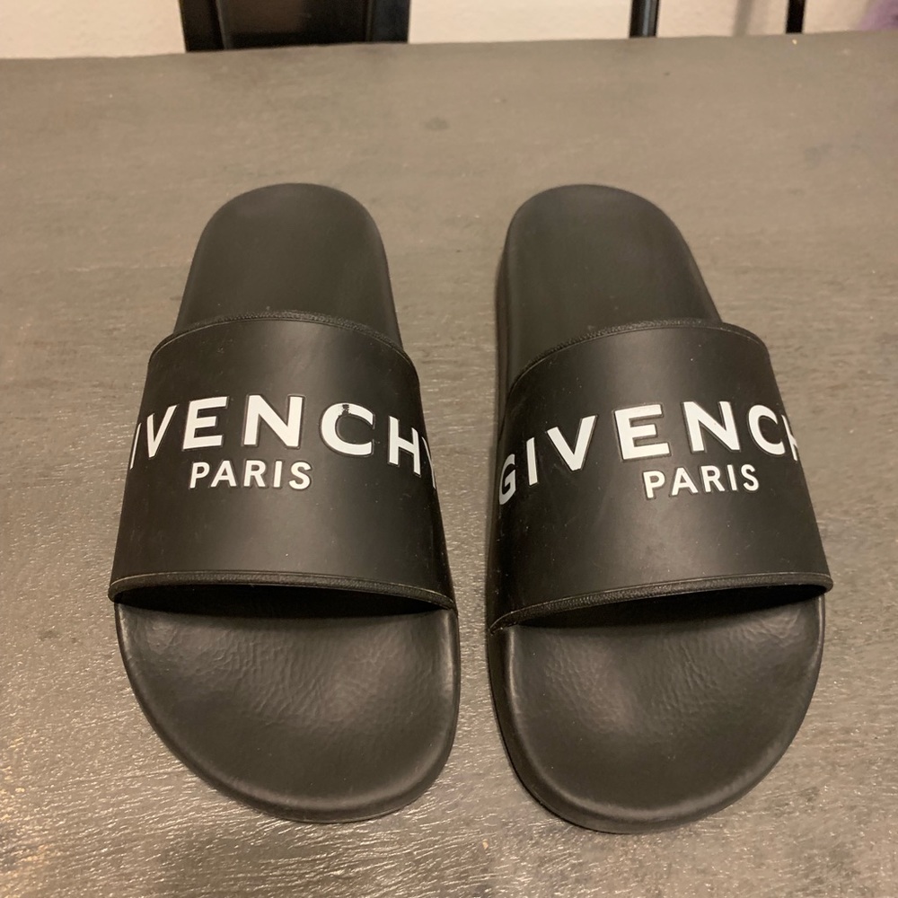 Givenchy men’s slides